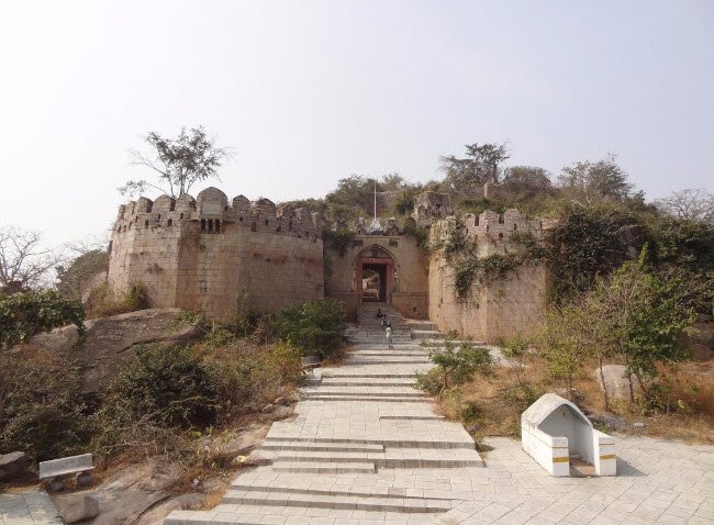 Medak Fort, Medak, Telangana - Vushii.com